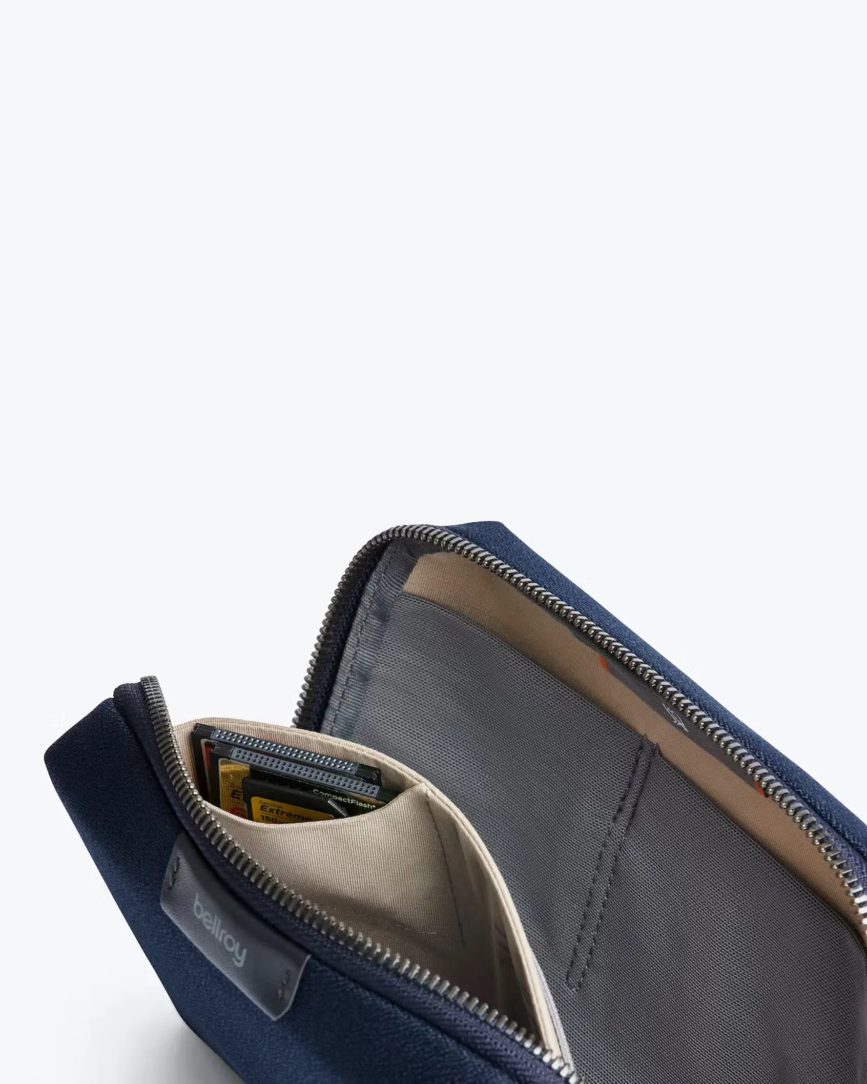 Bellroy Tech Kit Compact