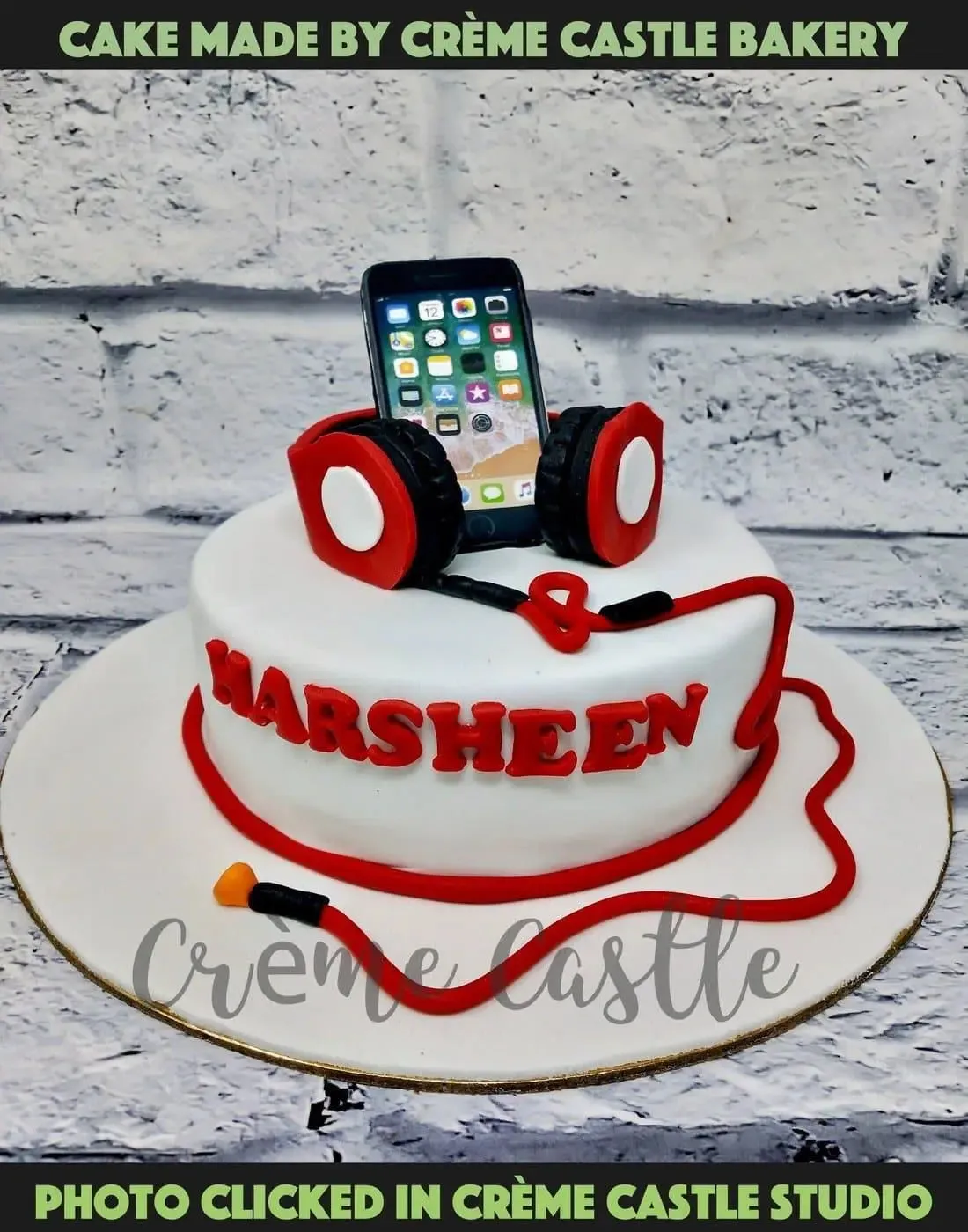 Headphone and iPhone Cake