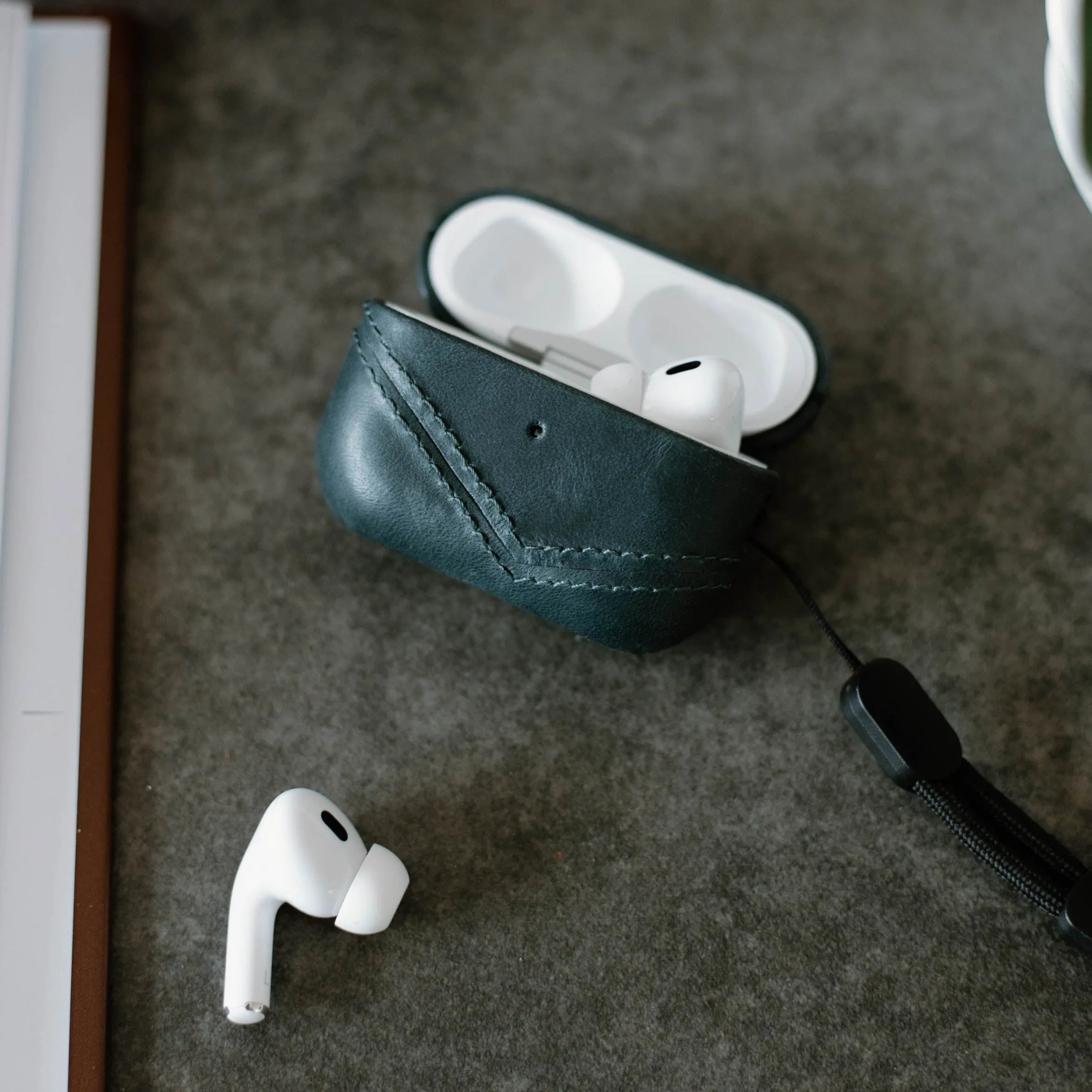 Leather AirPods Cases - OCEAN